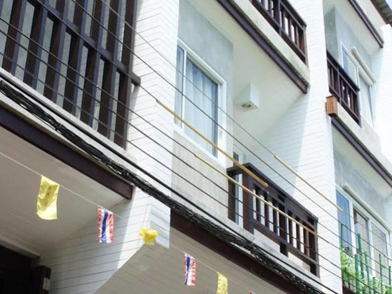 Ban'S Avenue Guesthouse Koh Tao Exterior photo