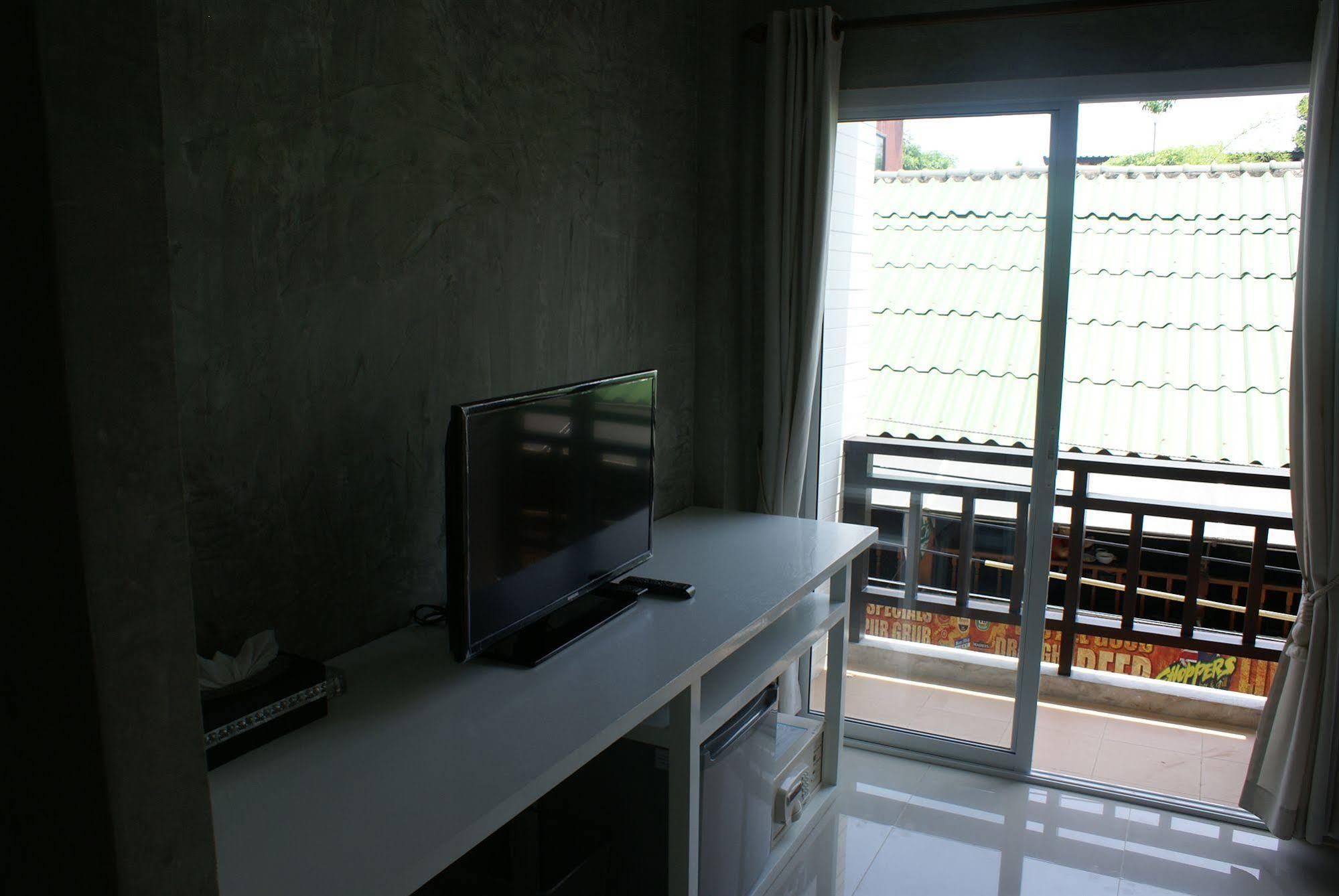 Ban'S Avenue Guesthouse Koh Tao Exterior photo
